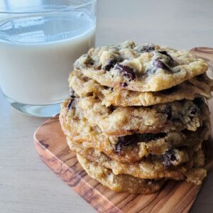Vegan Oatmeal Chocolate Chip Cookies